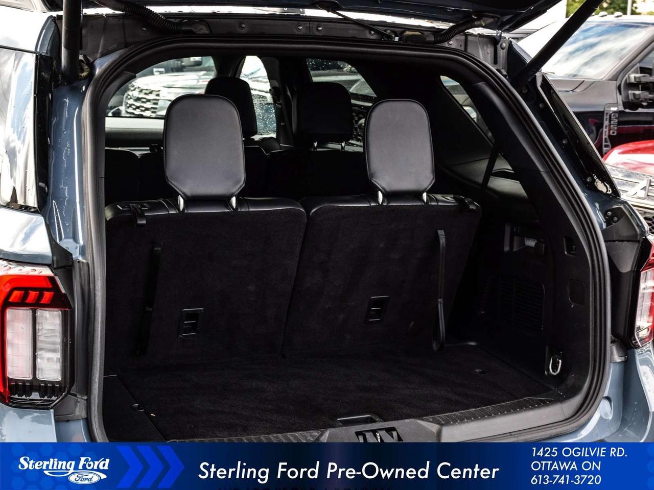 2025 Ford Explorer ST-Line Photo