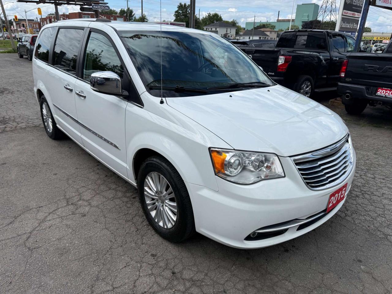 2015 Chrysler Town & Country Limited Platinum *CERTIFIED* Photo