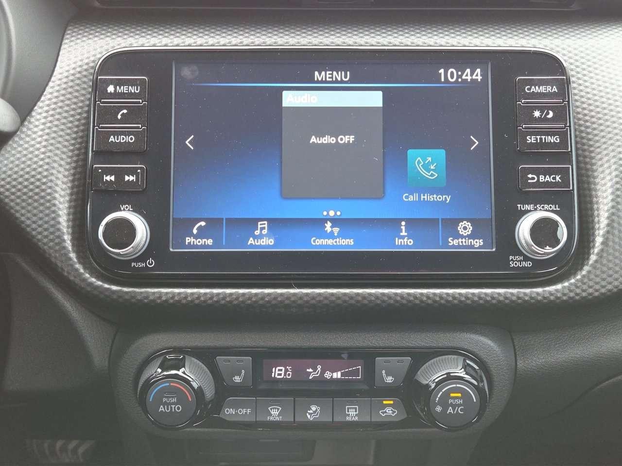 2025 Nissan Kicks SV HEATED FRONT SEATS   HEATED STEERING   REMOTE START   ALLOYS   REARVIEW CAMERA Photo