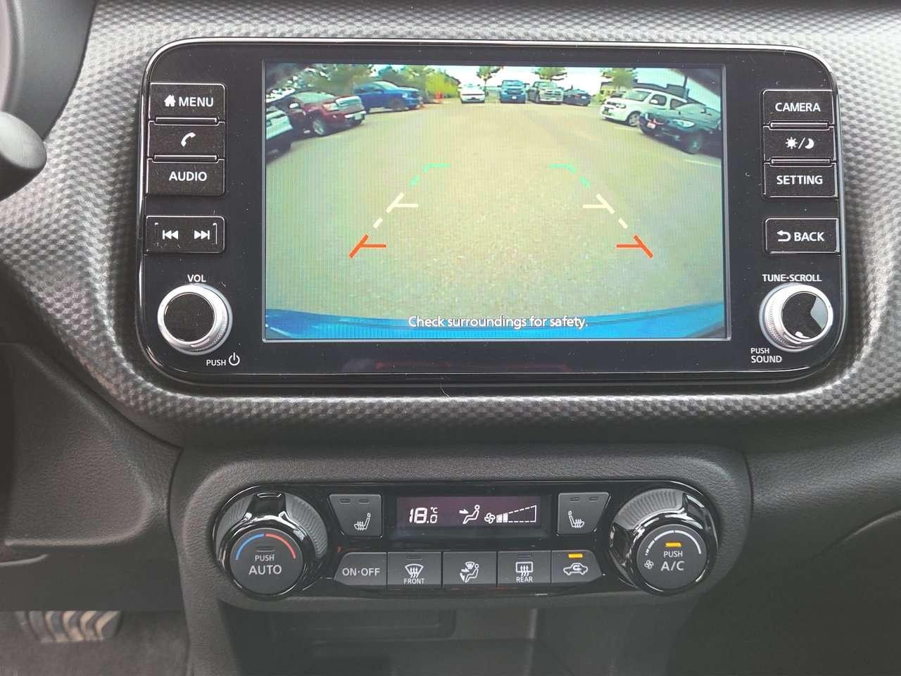 2025 Nissan Kicks SV HEATED FRONT SEATS   HEATED STEERING   REMOTE START   ALLOYS   REARVIEW CAMERA Photo