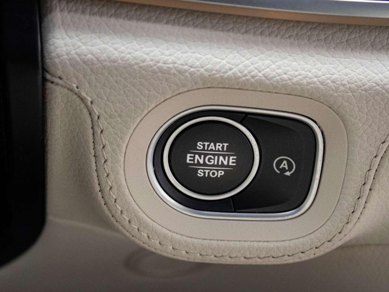 2023 Mercedes-Benz GLE 4MATIC SUV Photo