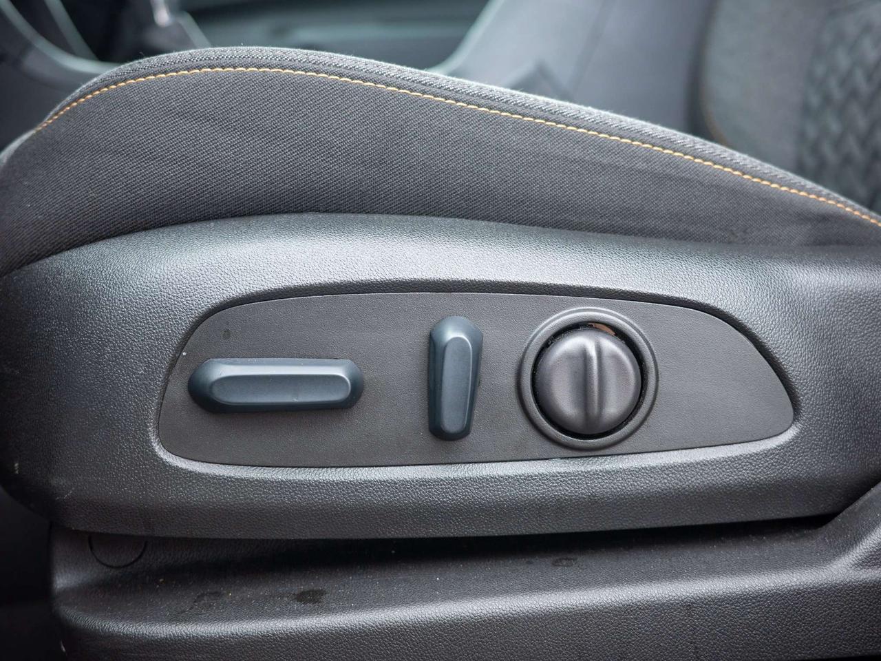2024 Chevrolet Equinox LT - Keyless Start   Heated Seats Photo