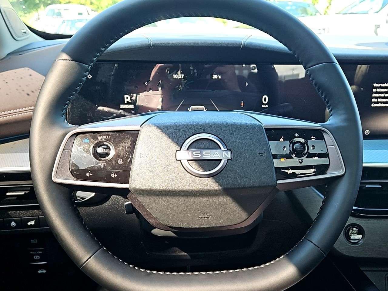 2025 Nissan Murano PLATINUM   LOADED!   1 OWNER   LOCAL TRADE Photo
