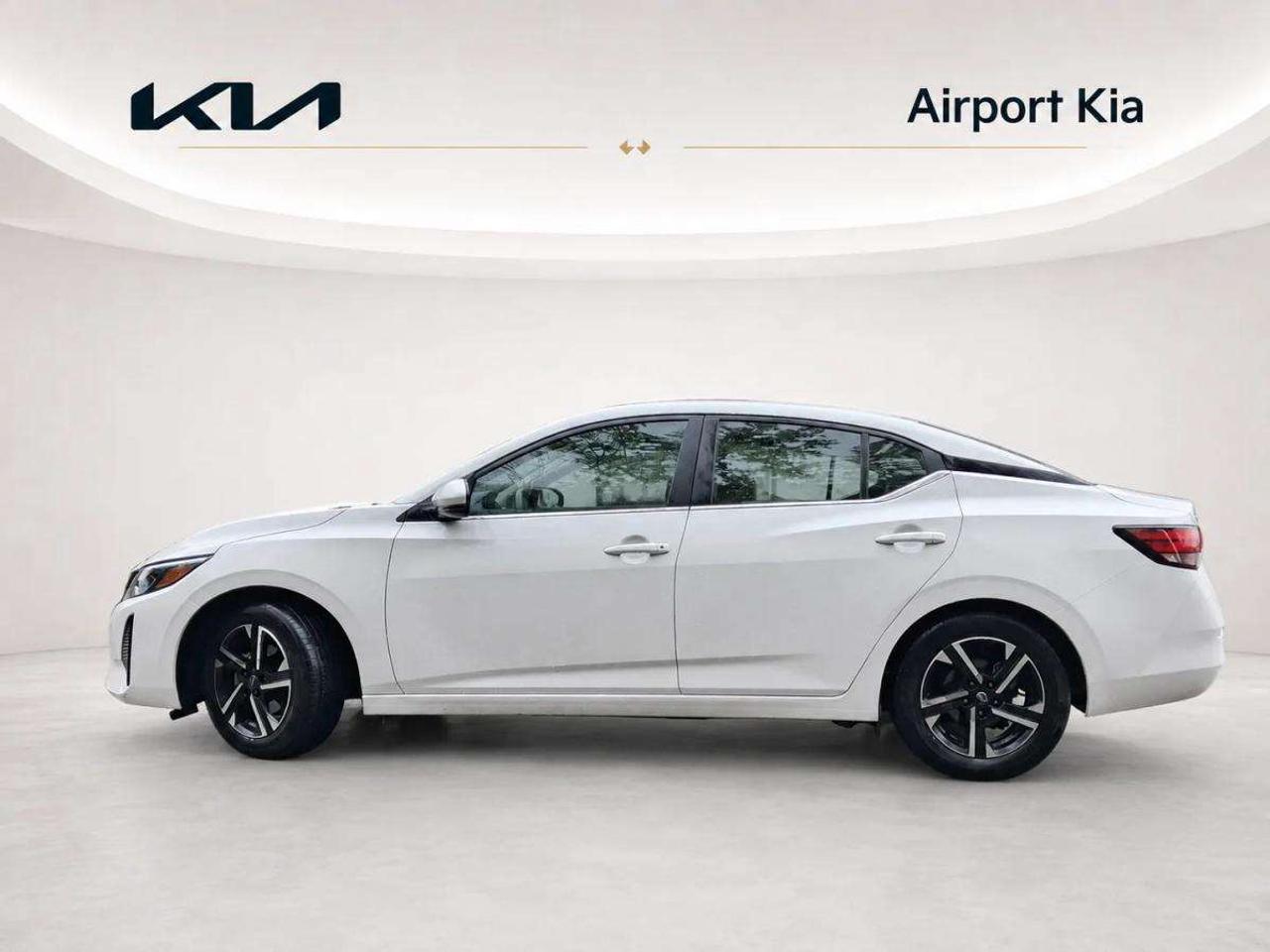 2024 Nissan Sentra SV CVT Photo