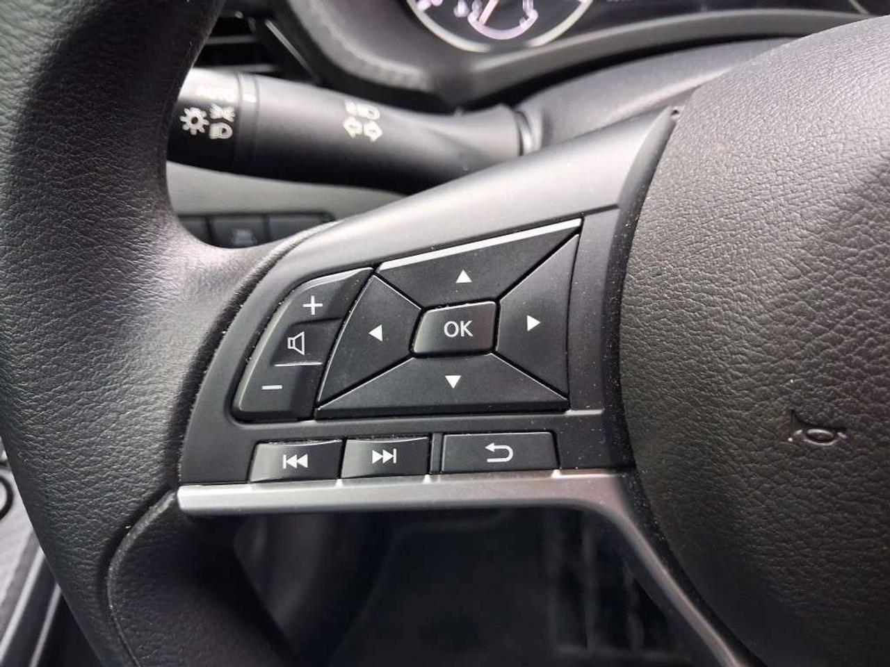 2024 Nissan Sentra SV CVT Photo