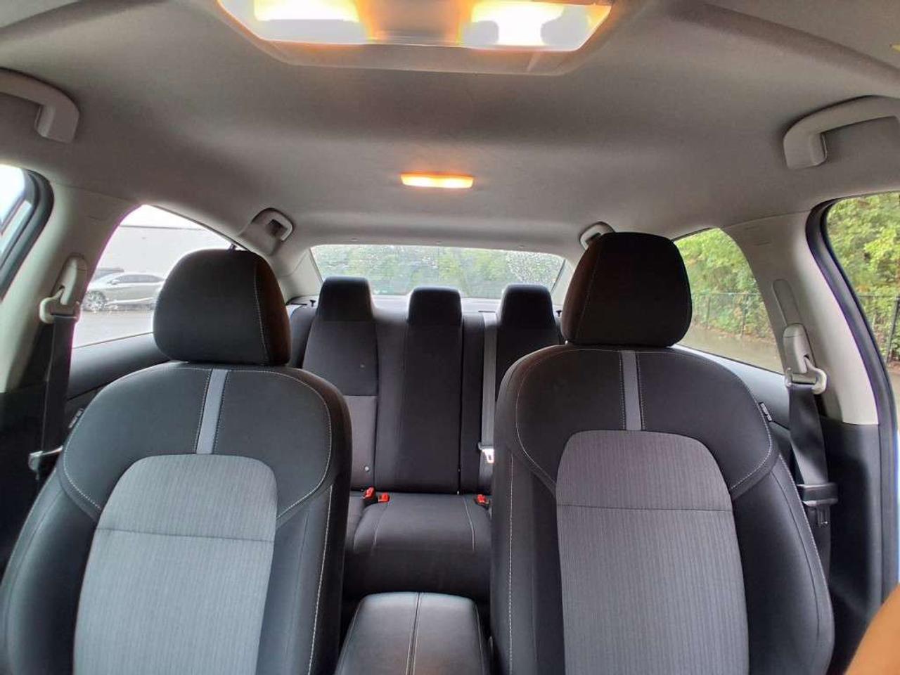 2024 Nissan Sentra SV CVT Photo