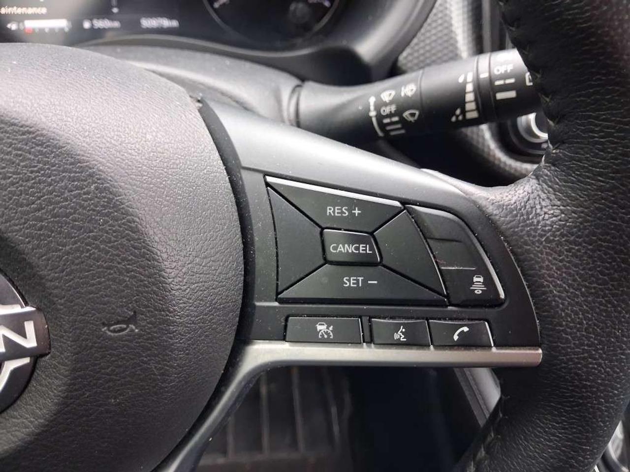 2024 Nissan Kicks SV FWD Photo