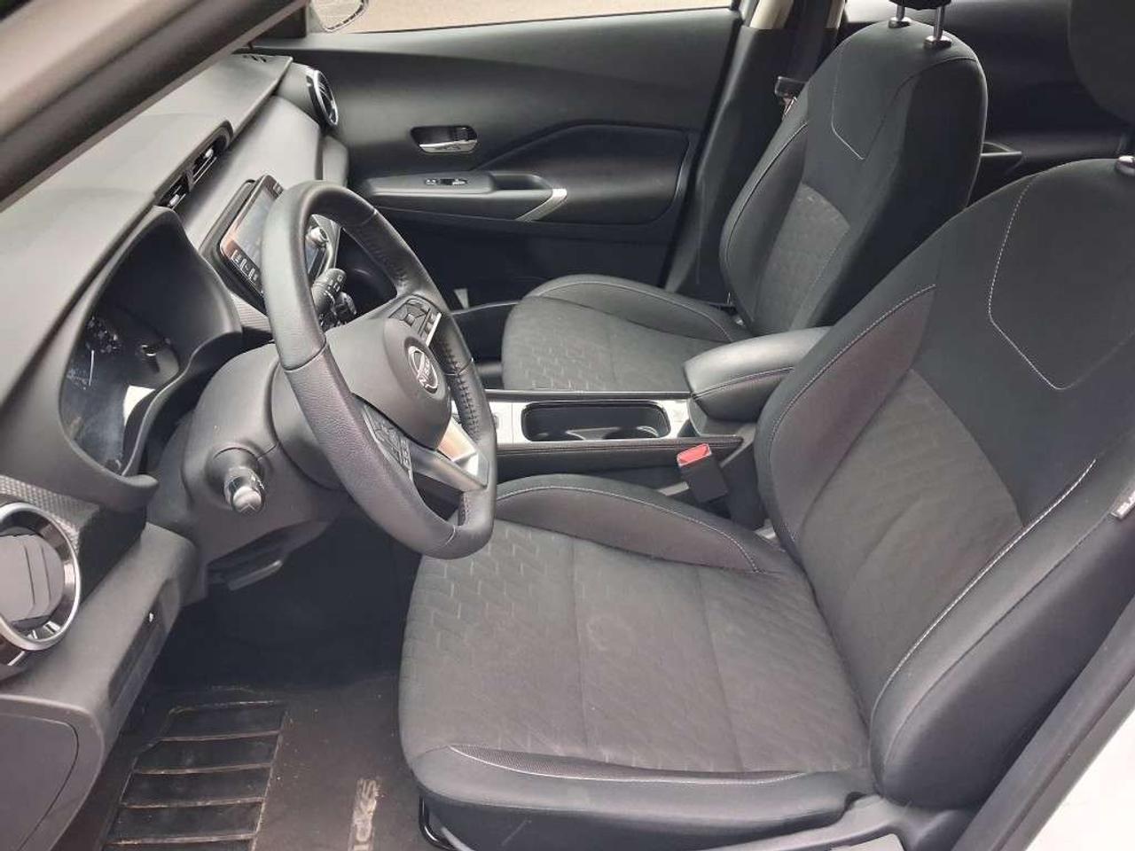 2024 Nissan Kicks SV FWD Photo