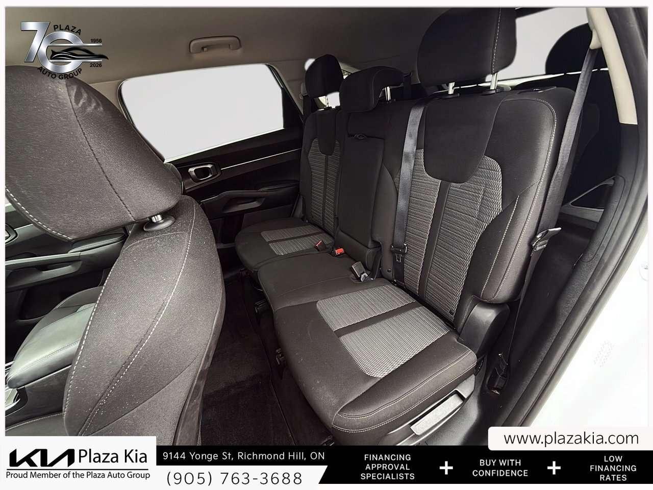 2022 Kia Sorento *AWD   Apple CarPlay &amp; Android Auto   Heated S Photo