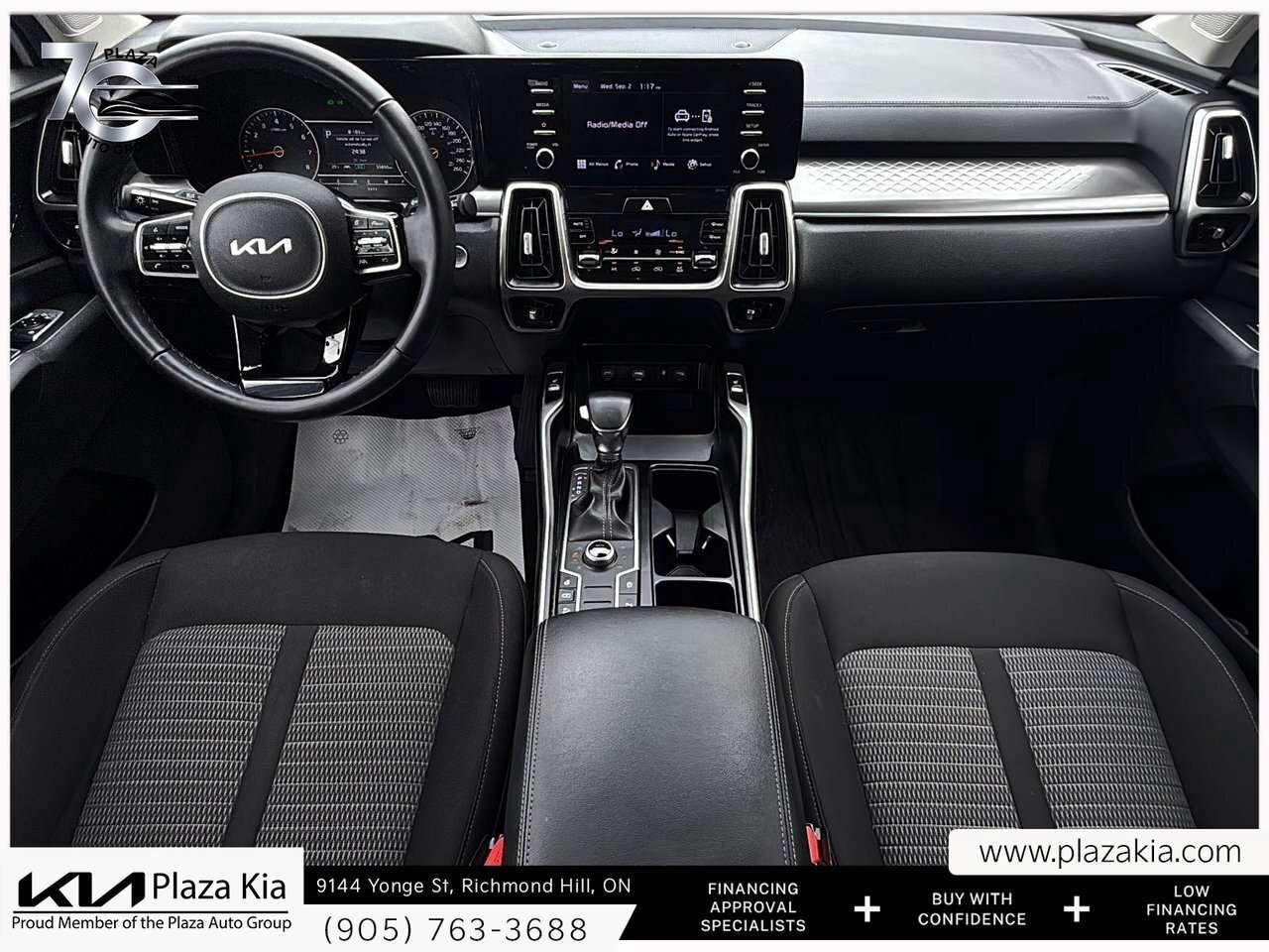 2022 Kia Sorento *AWD   Apple CarPlay &amp; Android Auto   Heated S Photo