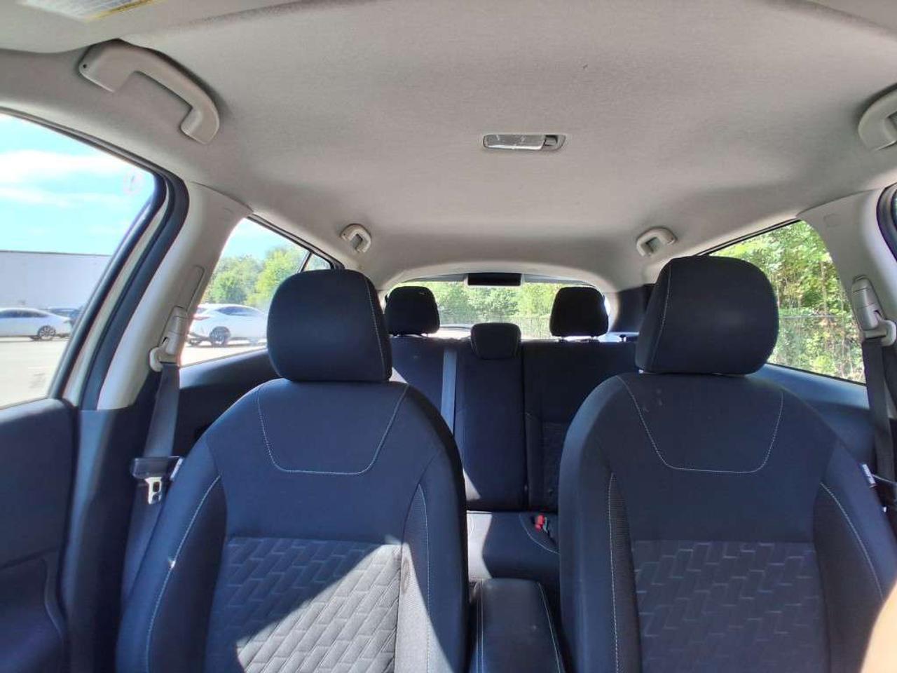 2023 Nissan Kicks SV FWD Photo