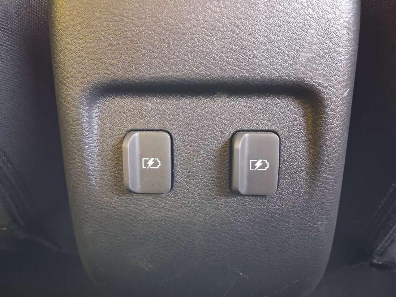 2023 Nissan Kicks SV FWD Photo