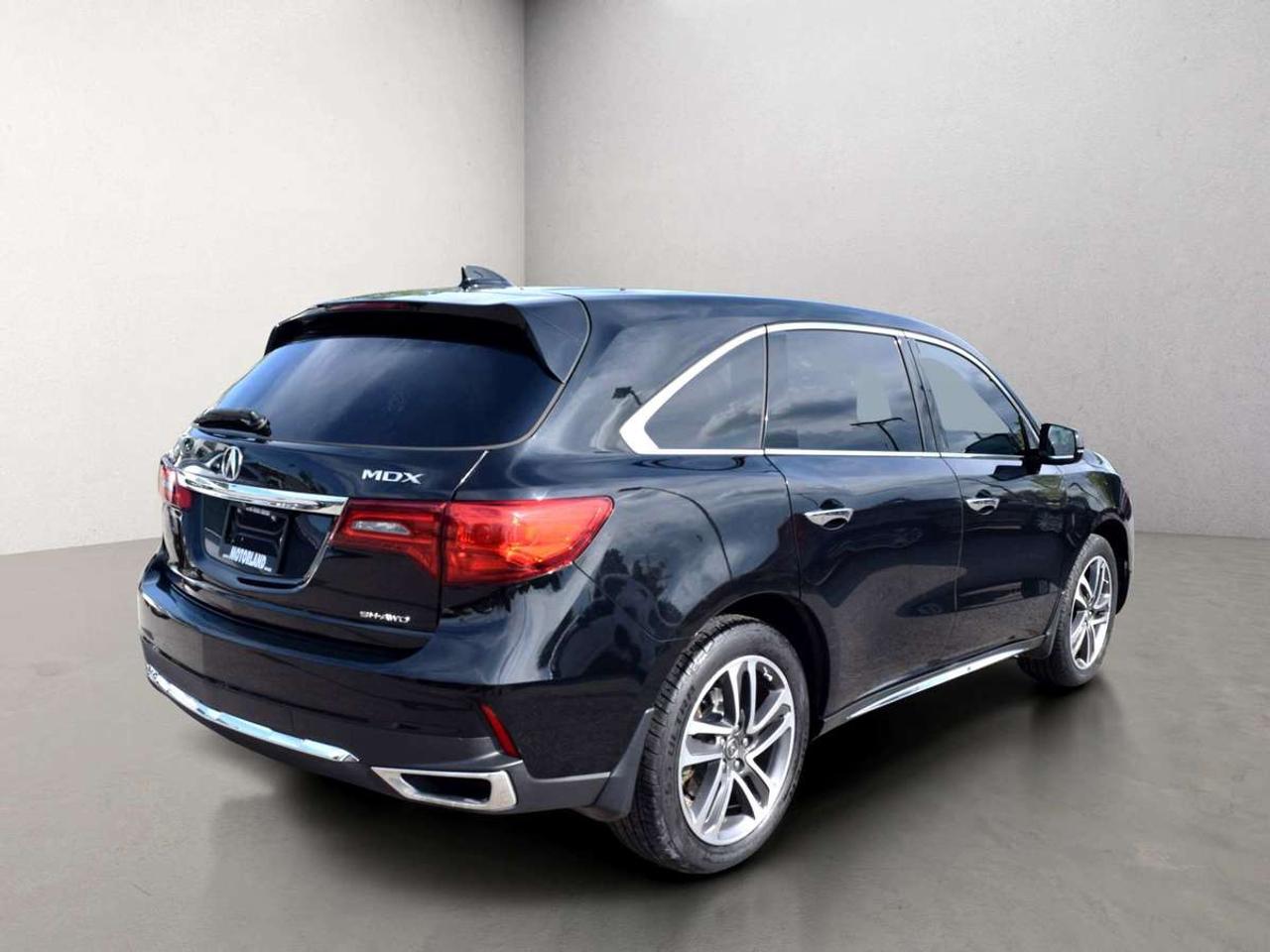 2018 Acura MDX Technology AWD Photo
