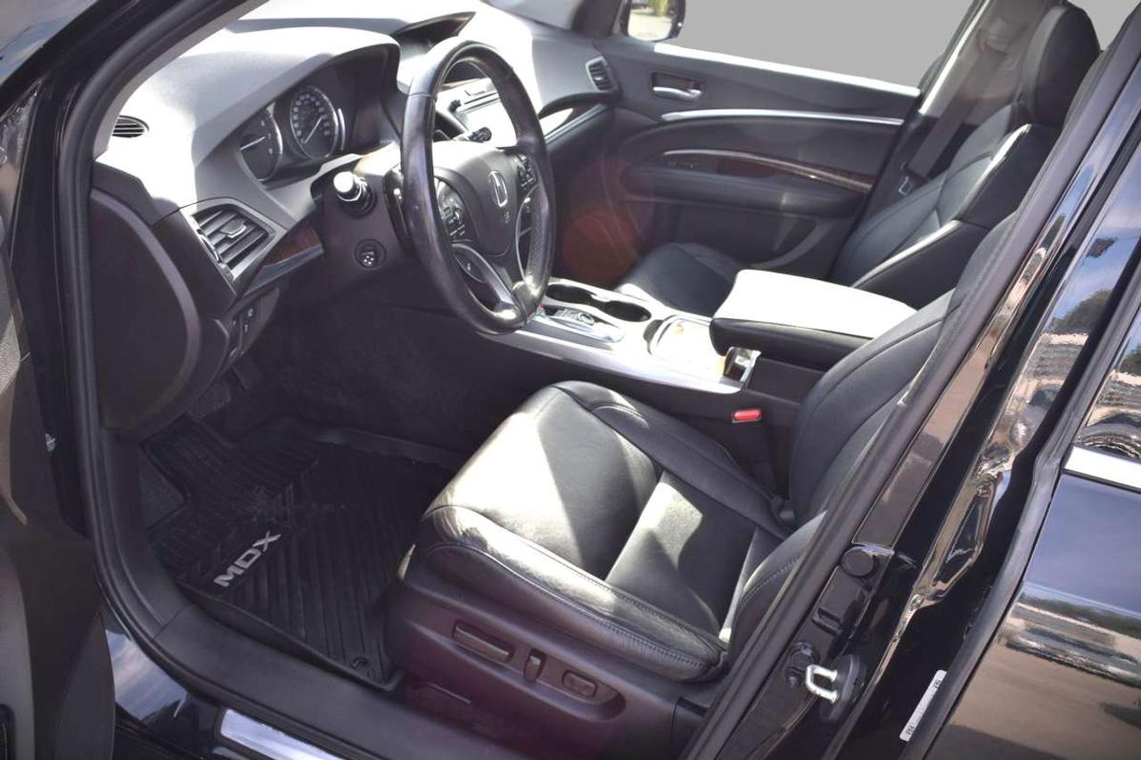 2018 Acura MDX Technology AWD Photo