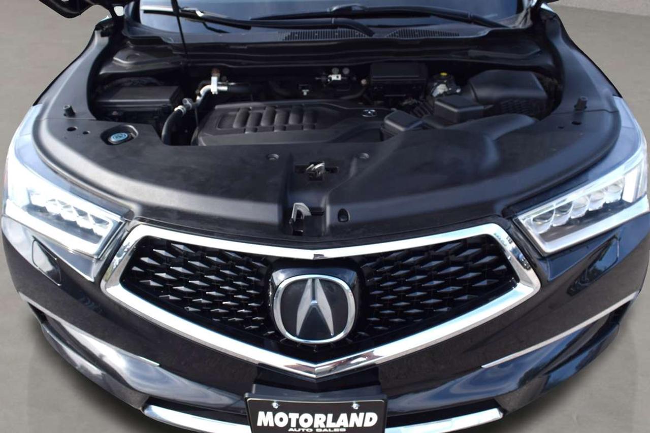 2018 Acura MDX Technology AWD Photo