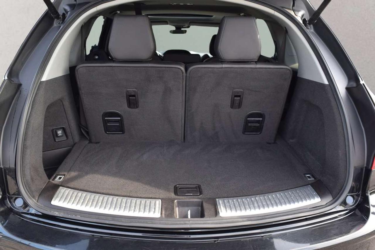 2018 Acura MDX Technology AWD Photo