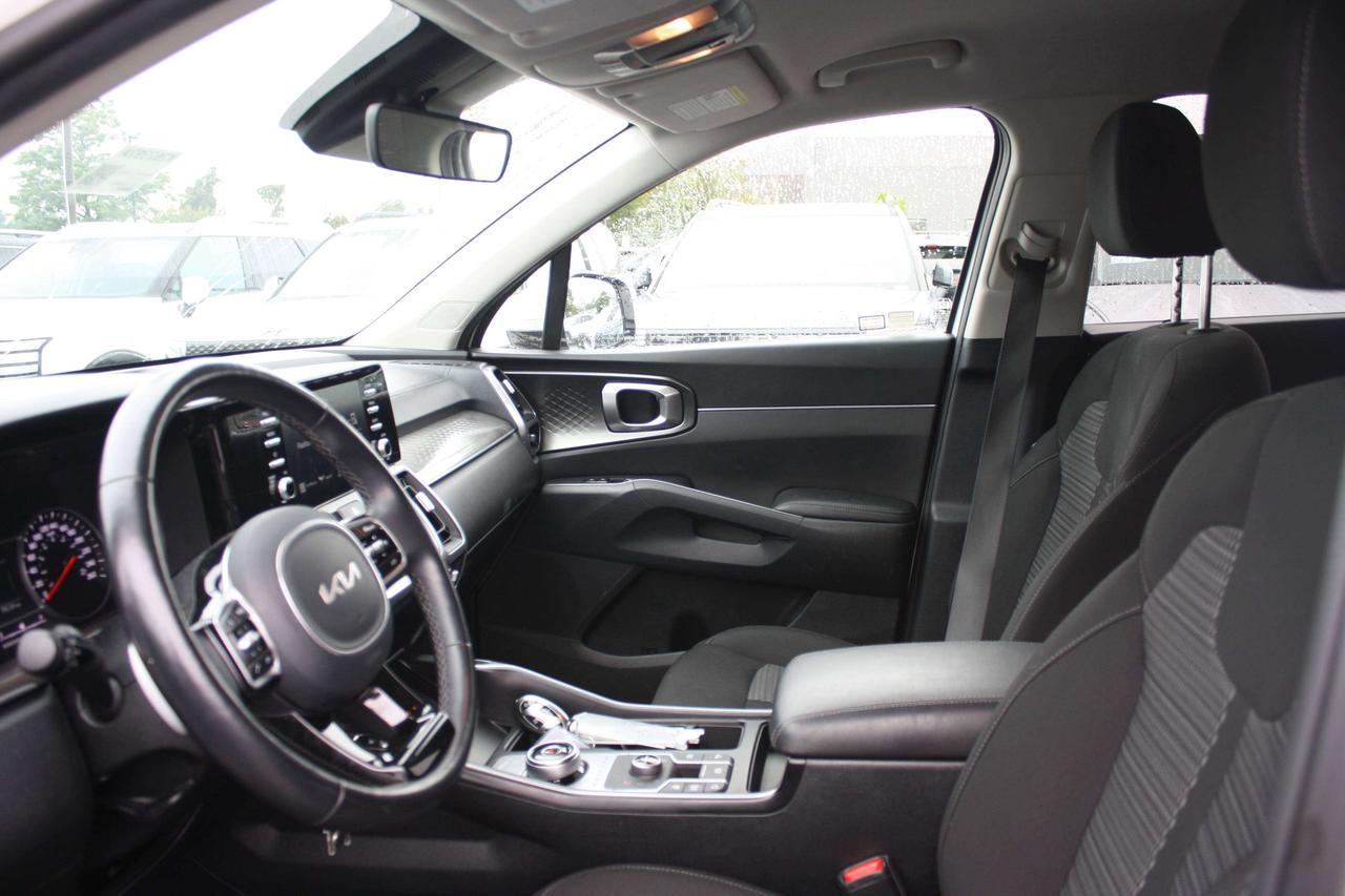 2023 Kia Sorento Hybrid / AWD / Heated Seats / Blind Spot Photo