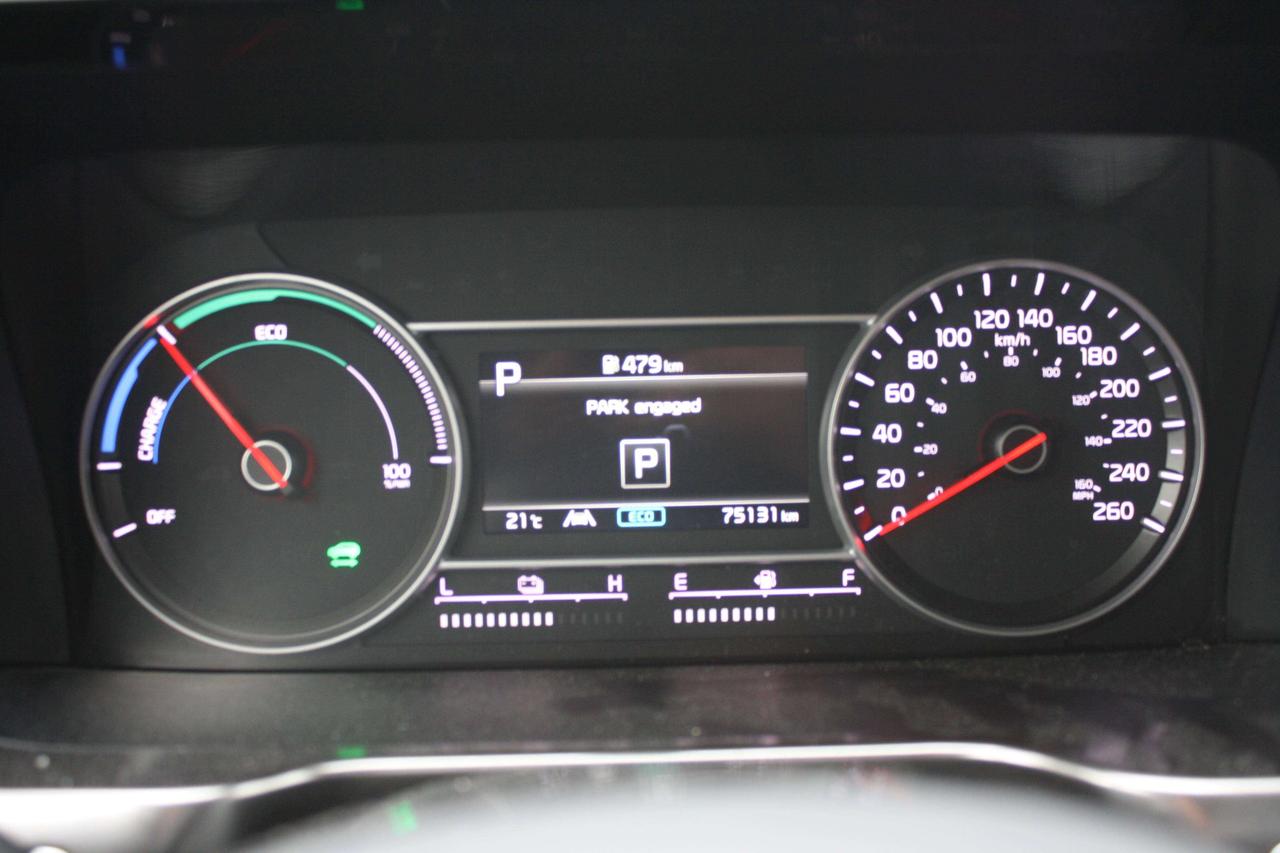 2023 Kia Sorento Hybrid / AWD / Heated Seats / Blind Spot Photo
