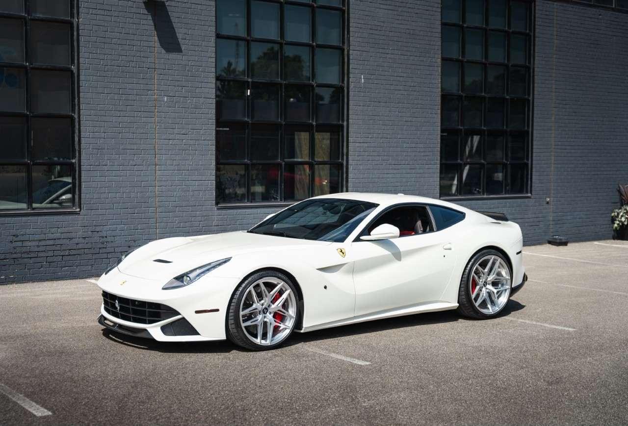 2014 Ferrari F12 2dr Cpe Photo
