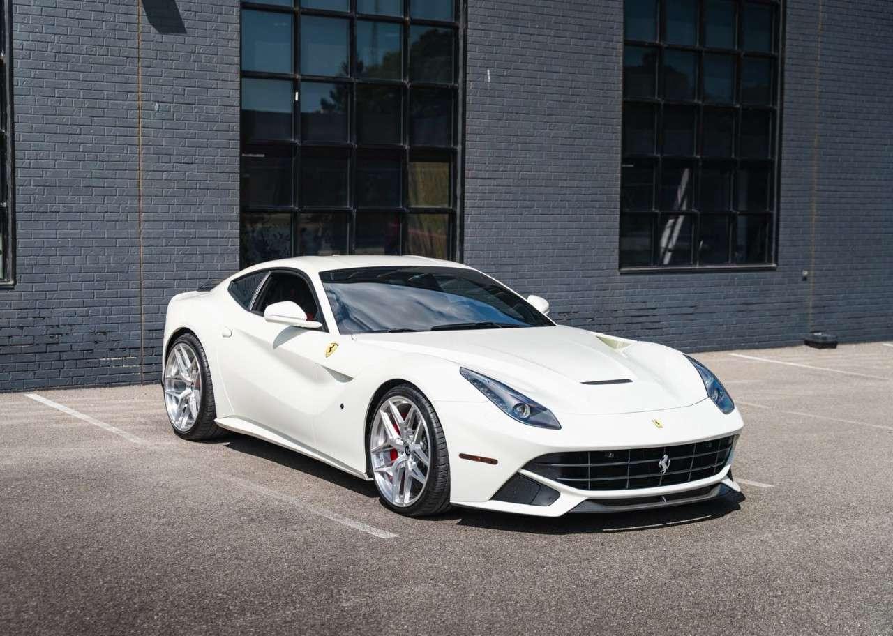2014 Ferrari F12 2dr Cpe Photo