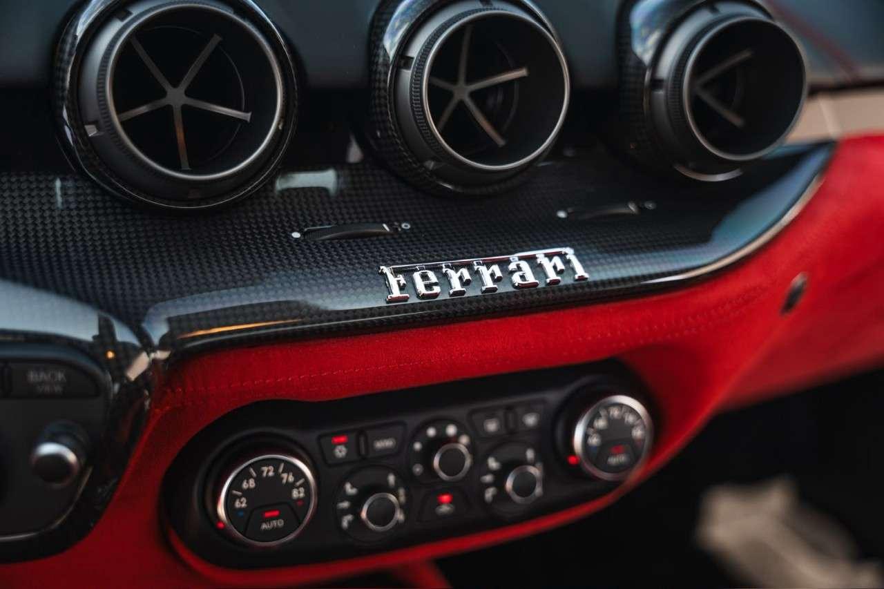 2014 Ferrari F12 2dr Cpe Photo