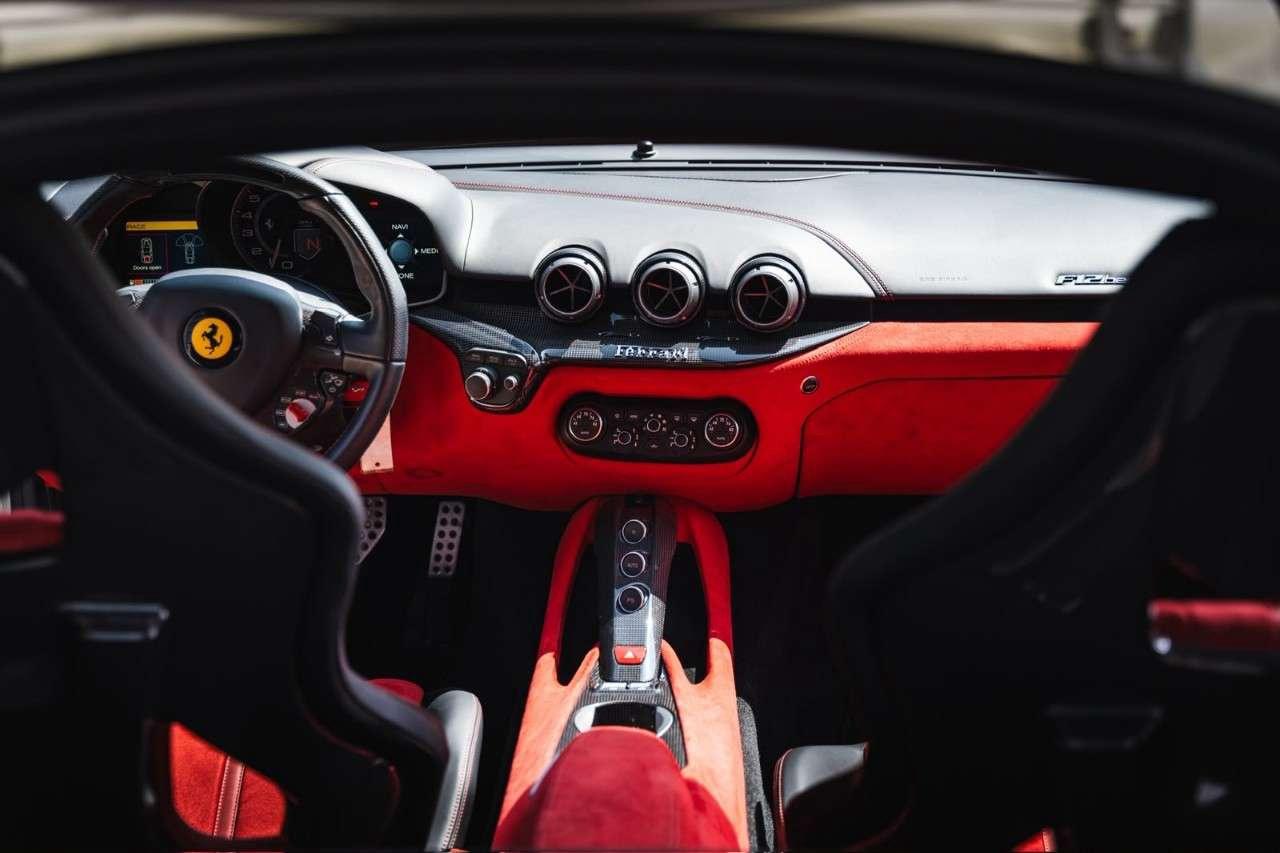 2014 Ferrari F12 2dr Cpe Photo