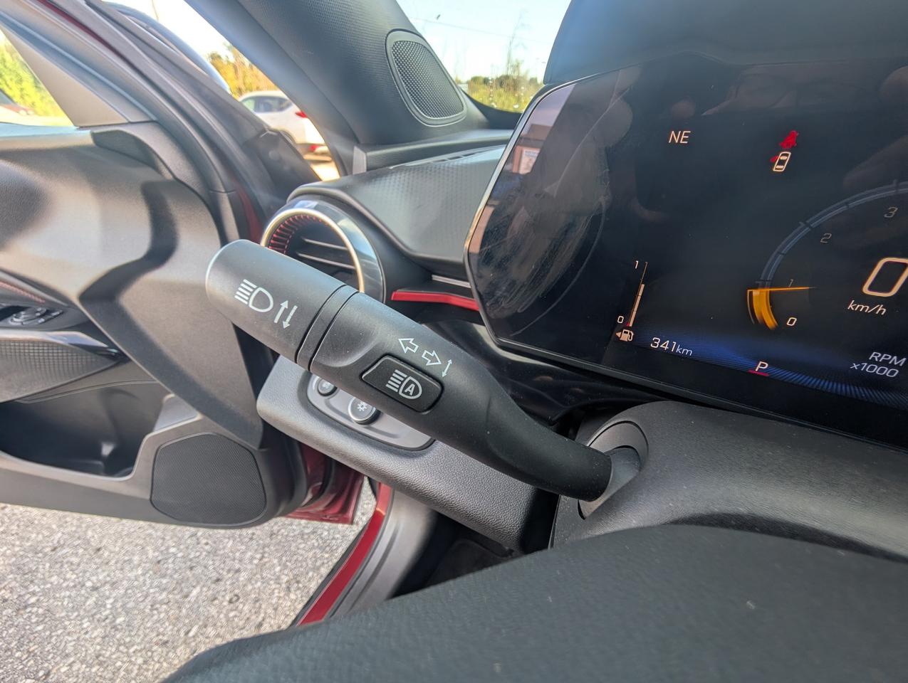 2025 Chevrolet Trax 2RS 4dr Front-Wheel Drive Photo