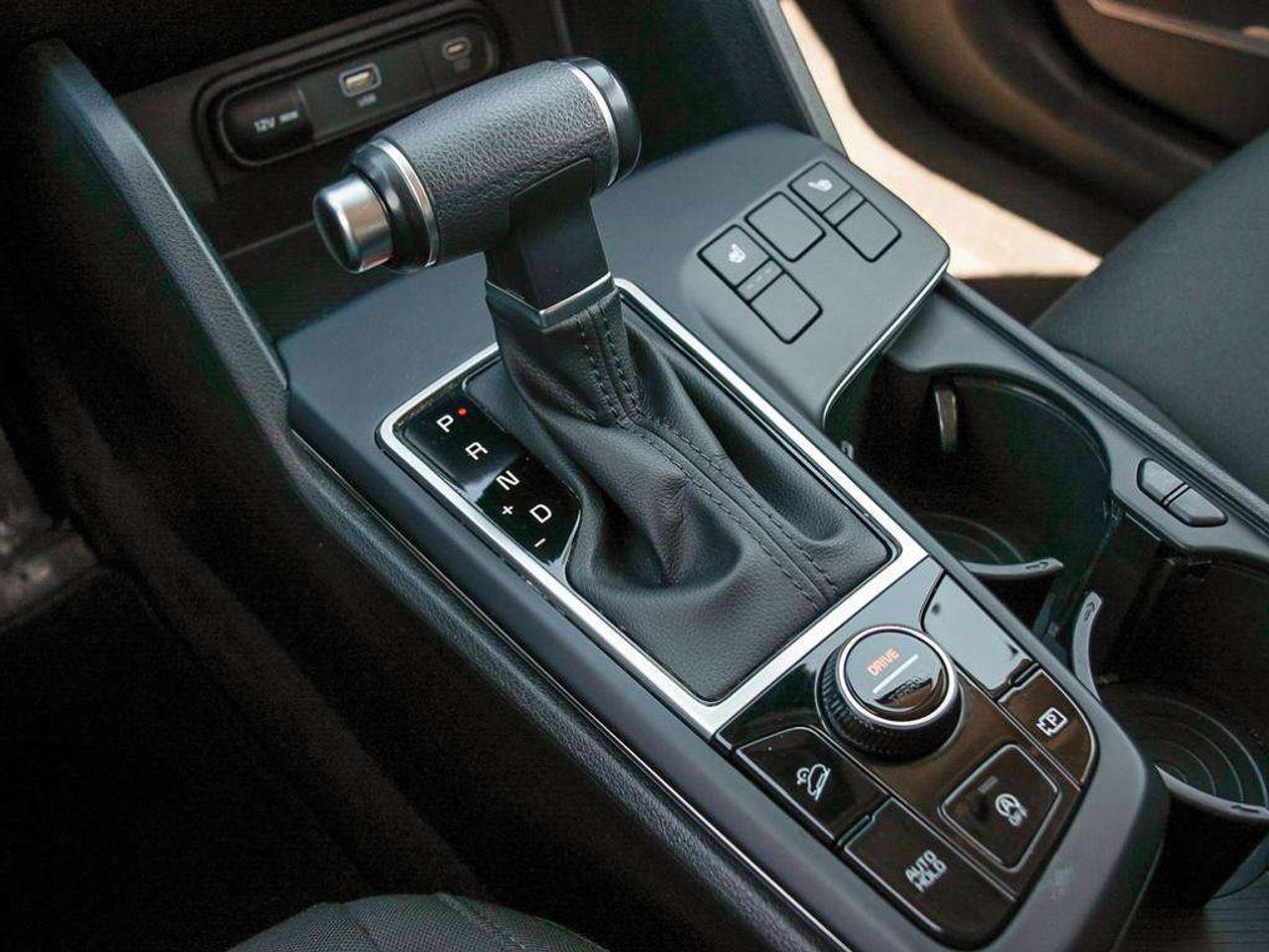 2023 Kia Sportage LX   AWD   Heated Seats   Apple CarPlay   Backup Camera Photo