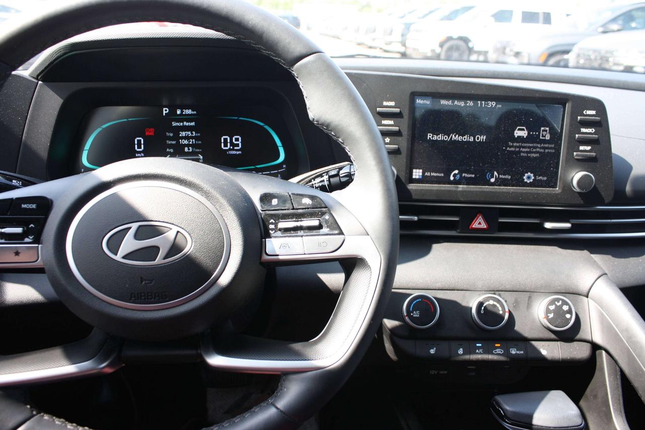 2026 Hyundai Elantra Preferred / Heated Seats / Blind Spot / CarPlay Photo