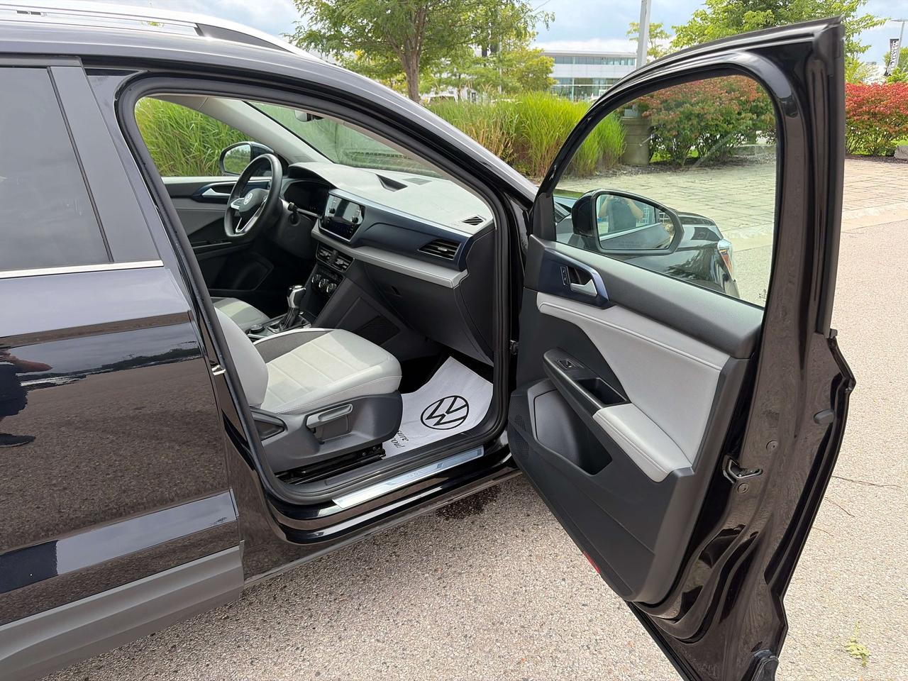 2024 Volkswagen Taos Comfortline Photo