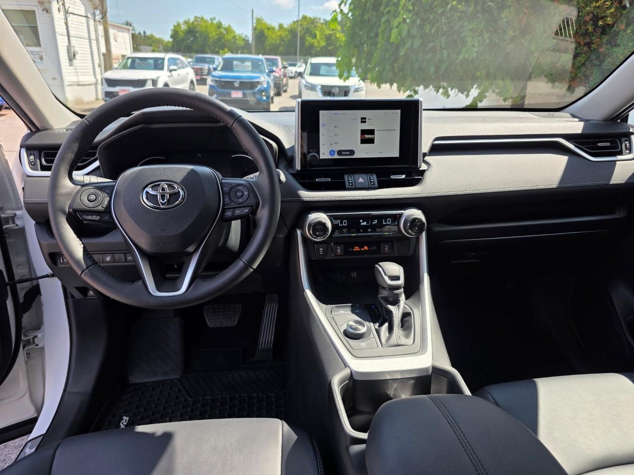 2023 Toyota RAV4 Hybrid XLE 4dr All-Wheel Drive Photo