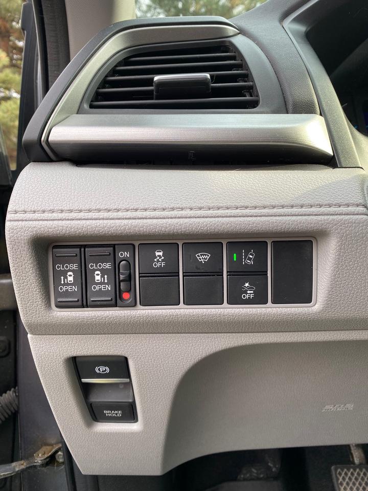 2018 Honda Odyssey EX-RES Auto | SUNROOF | ONE OWNER | NO ACCIDENT Photo