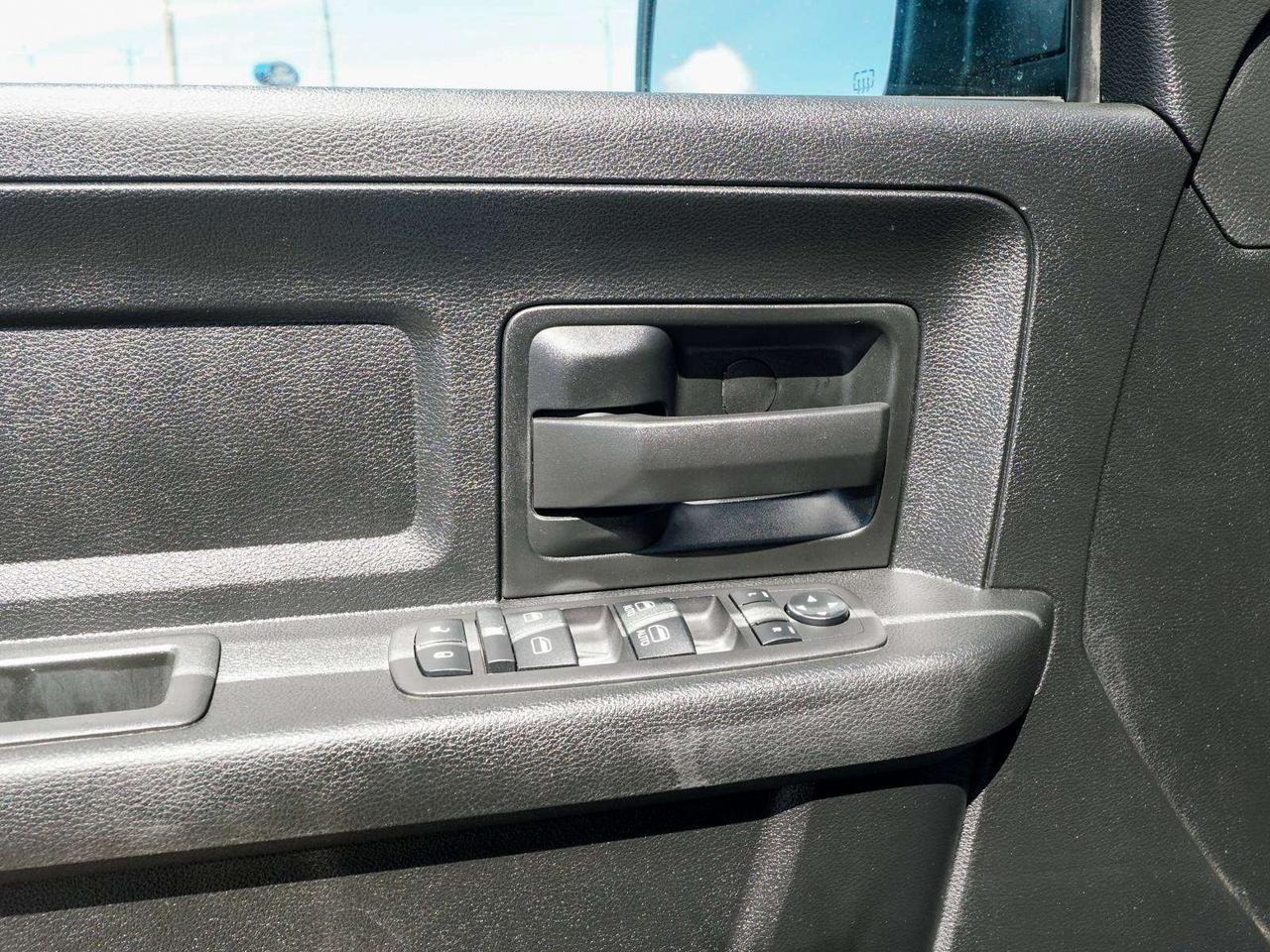 2023 RAM 1500 Express Photo