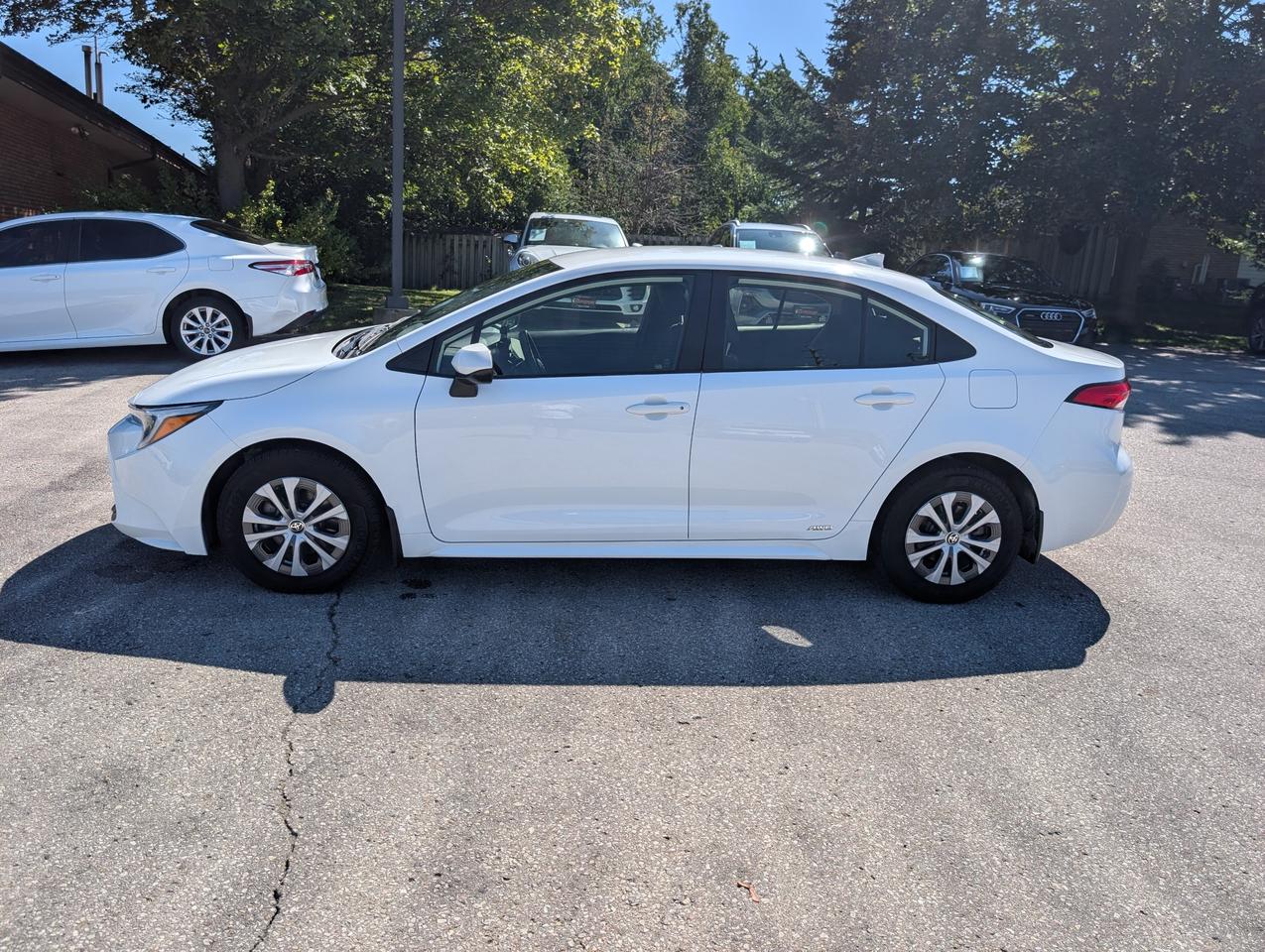 2024 Toyota Corolla Hybrid LE 4dr All-Wheel Drive Sedan Photo5