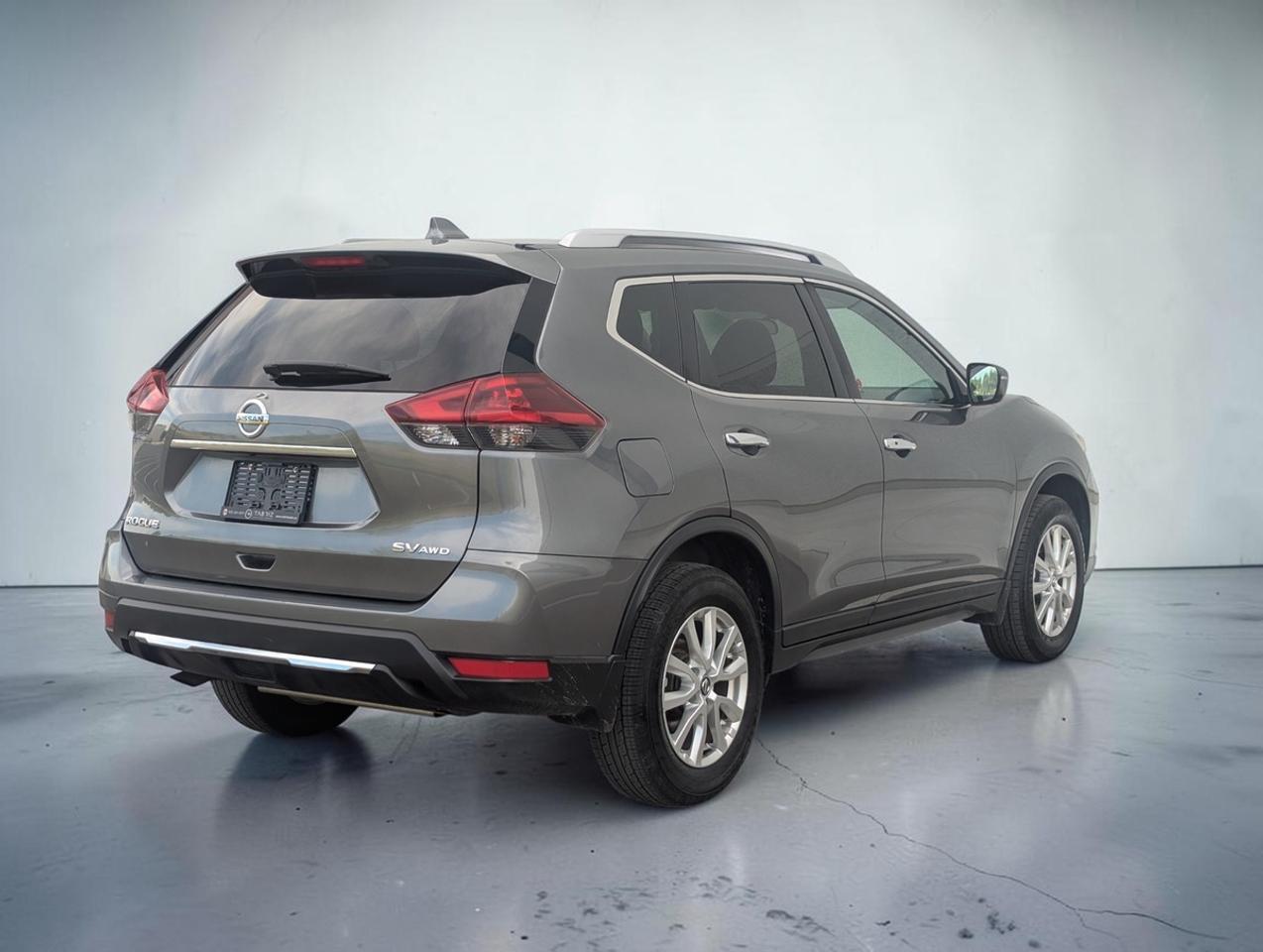 2019 Nissan Rogue SV/AWD/ACC/BSM/AppleCarPlay Photo