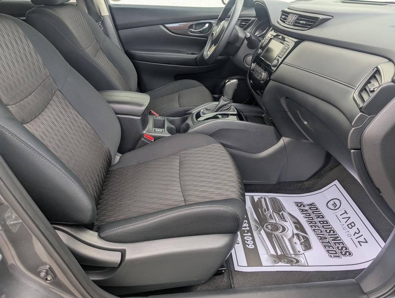 2019 Nissan Rogue SV/AWD/ACC/BSM/AppleCarPlay Photo