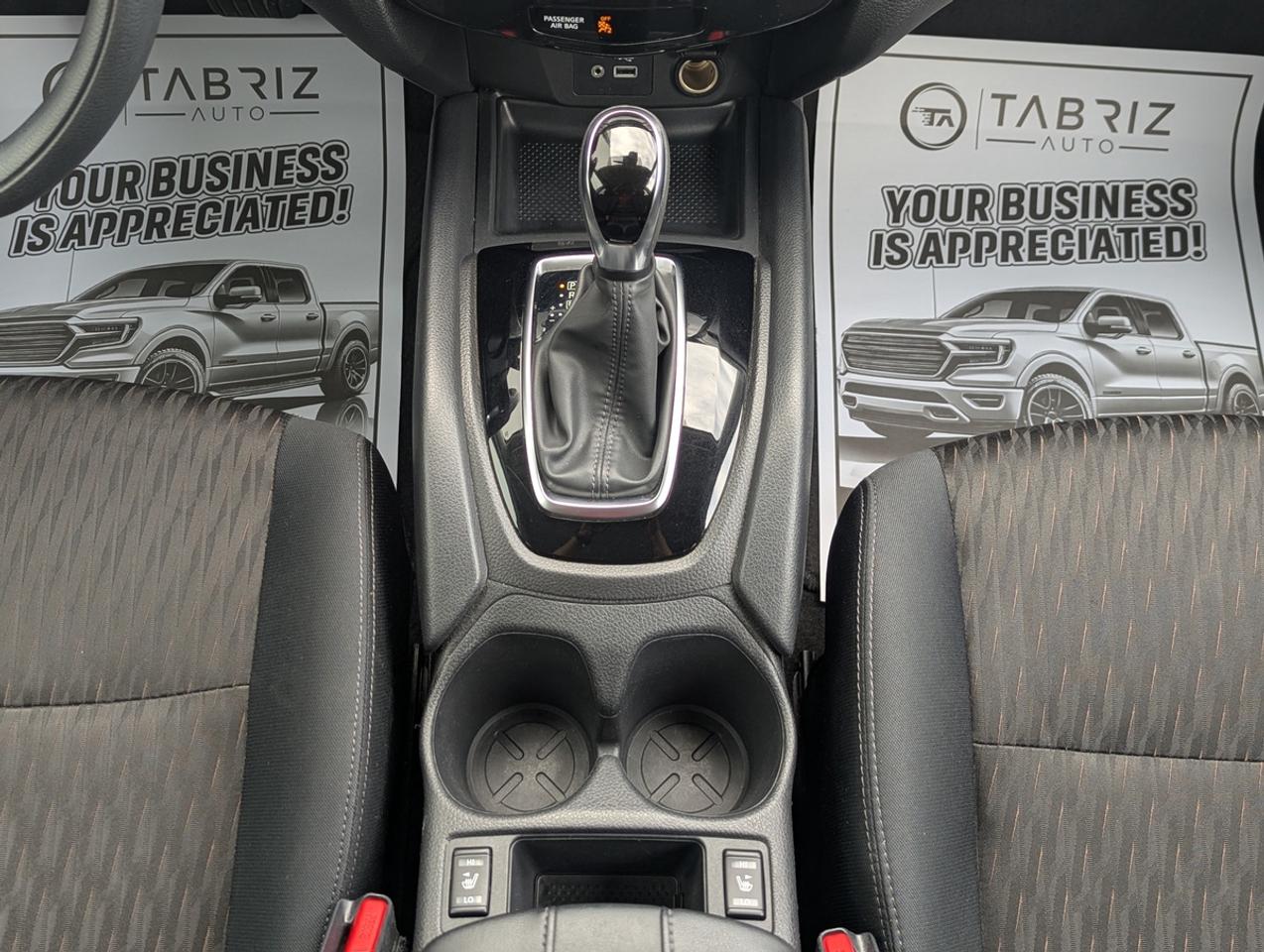 2019 Nissan Rogue SV/AWD/ACC/BSM/AppleCarPlay Photo