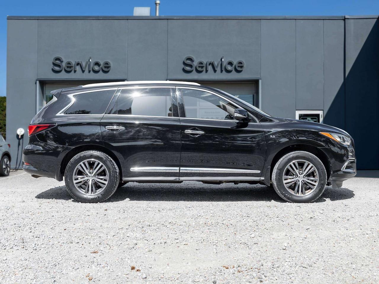 2017 Infiniti QX60 ONE ONWER   SAFETY CERTIFIED   TRADE IN Photo