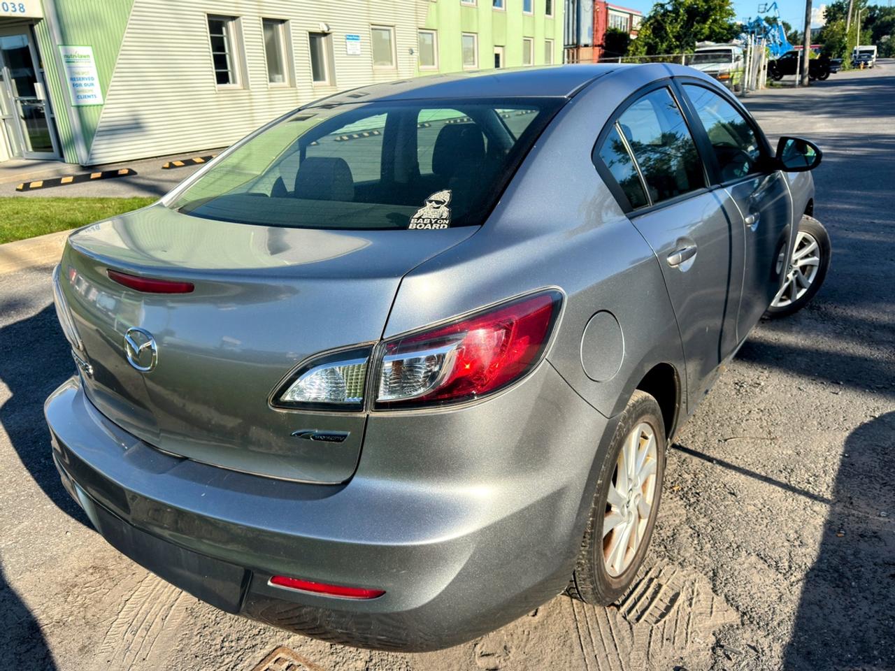 2013 Mazda 3 GS-SKY Photo