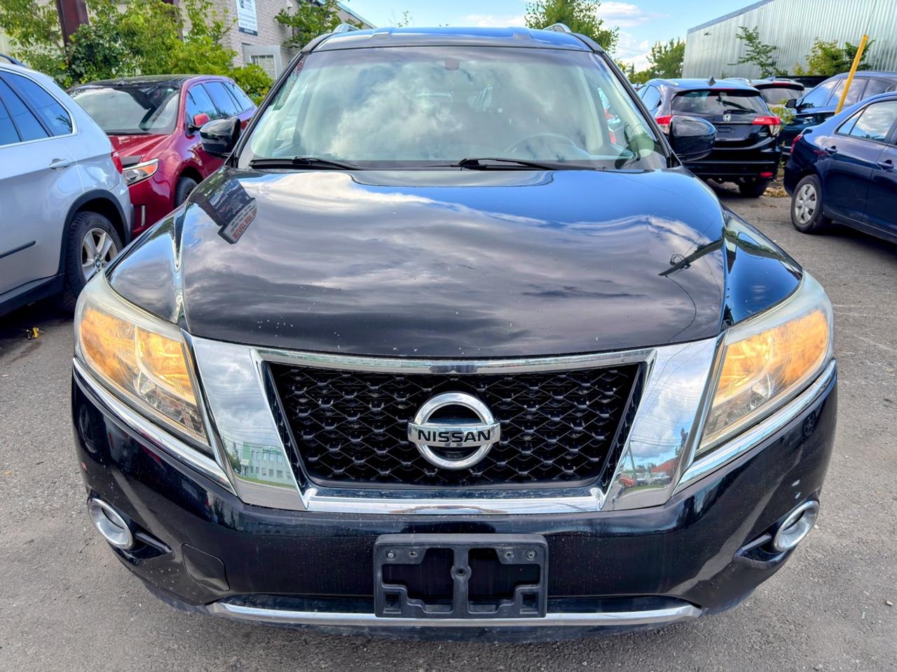 2016 Nissan Pathfinder SV Photo5