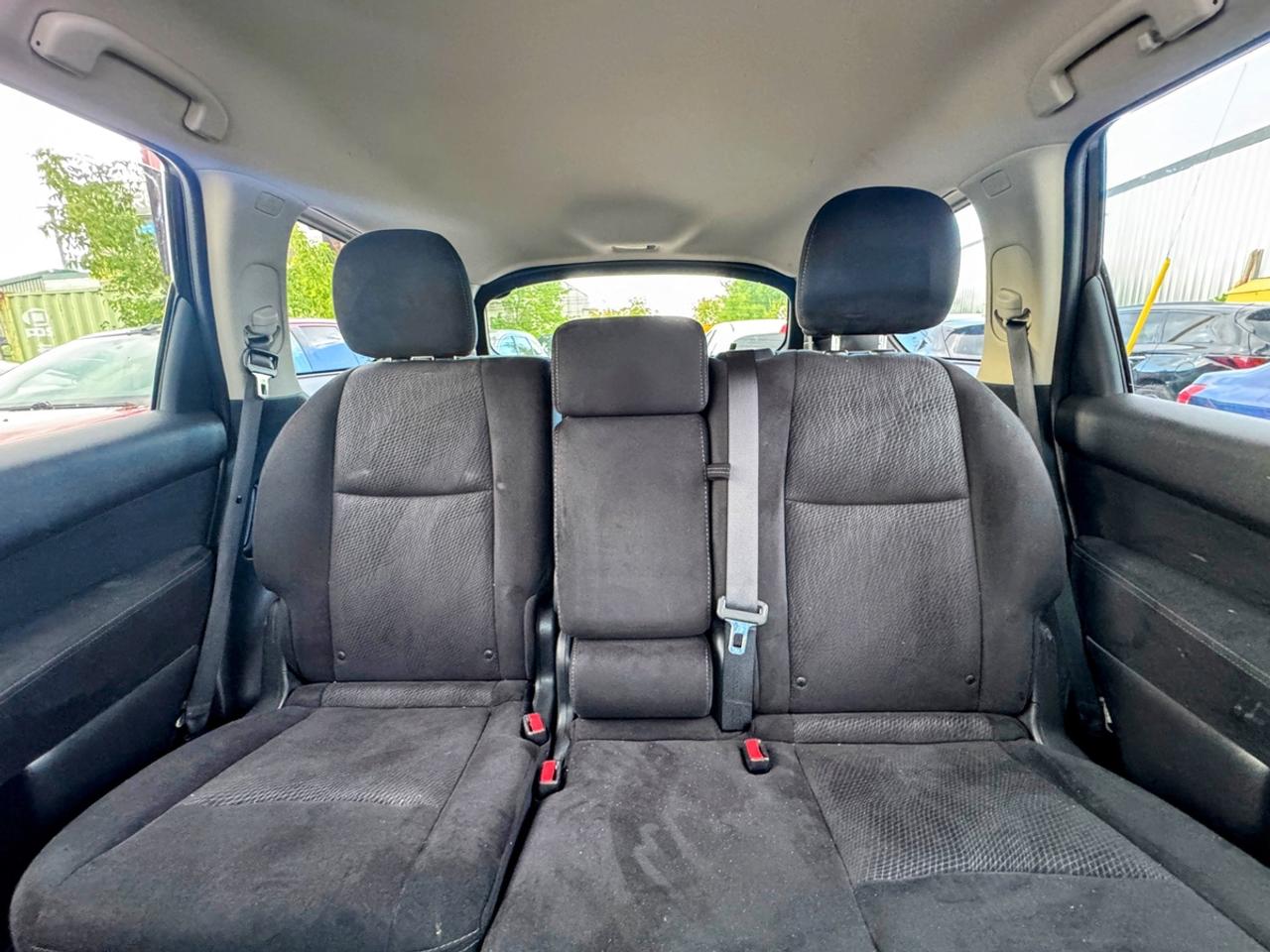 2016 Nissan Pathfinder SV Photo