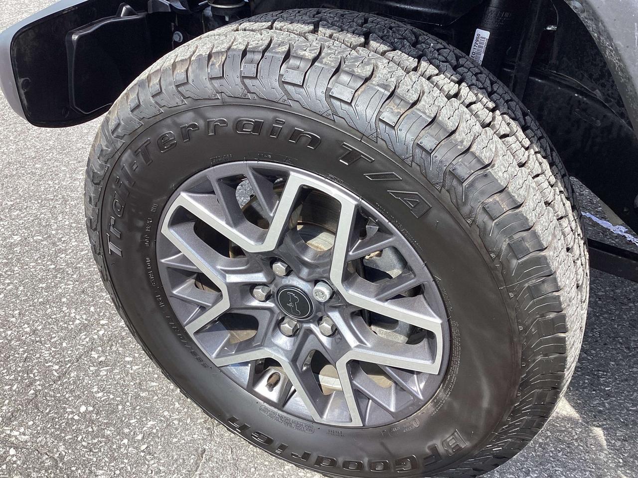 2025 Jeep Wrangler Sahara Photo