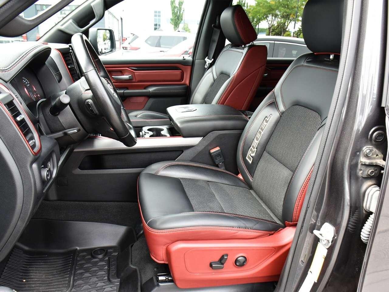 2022 RAM 1500 5.7L HEMI, WELL MAINTAINED, TONNEAU COVER Photo