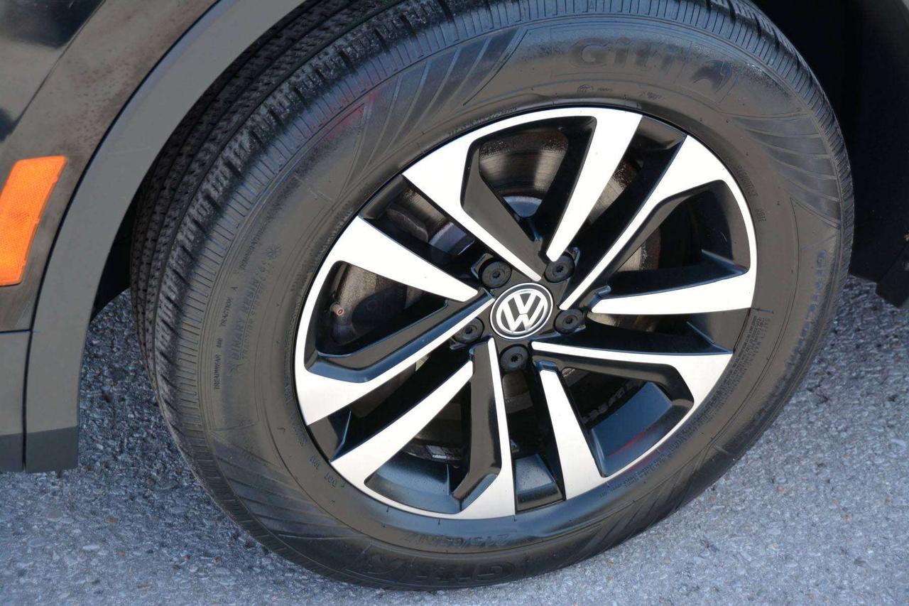 2021 Volkswagen Tiguan COMFORTLINE Photo