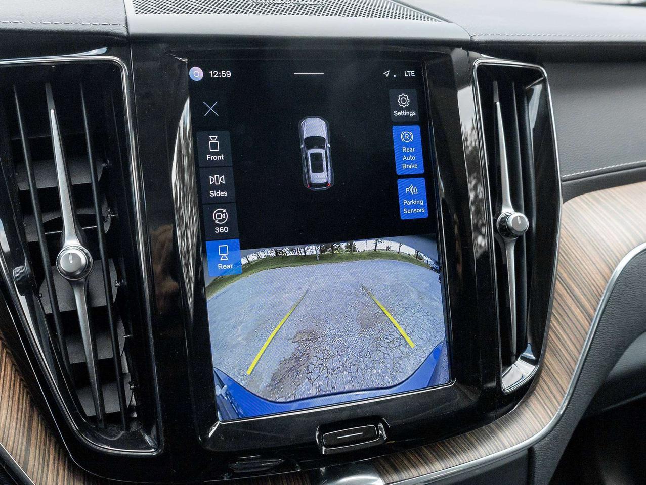 2023 Volvo XC60 ULTIMATE^Off Lease^Harman Kardon^Volvo CPO Photo