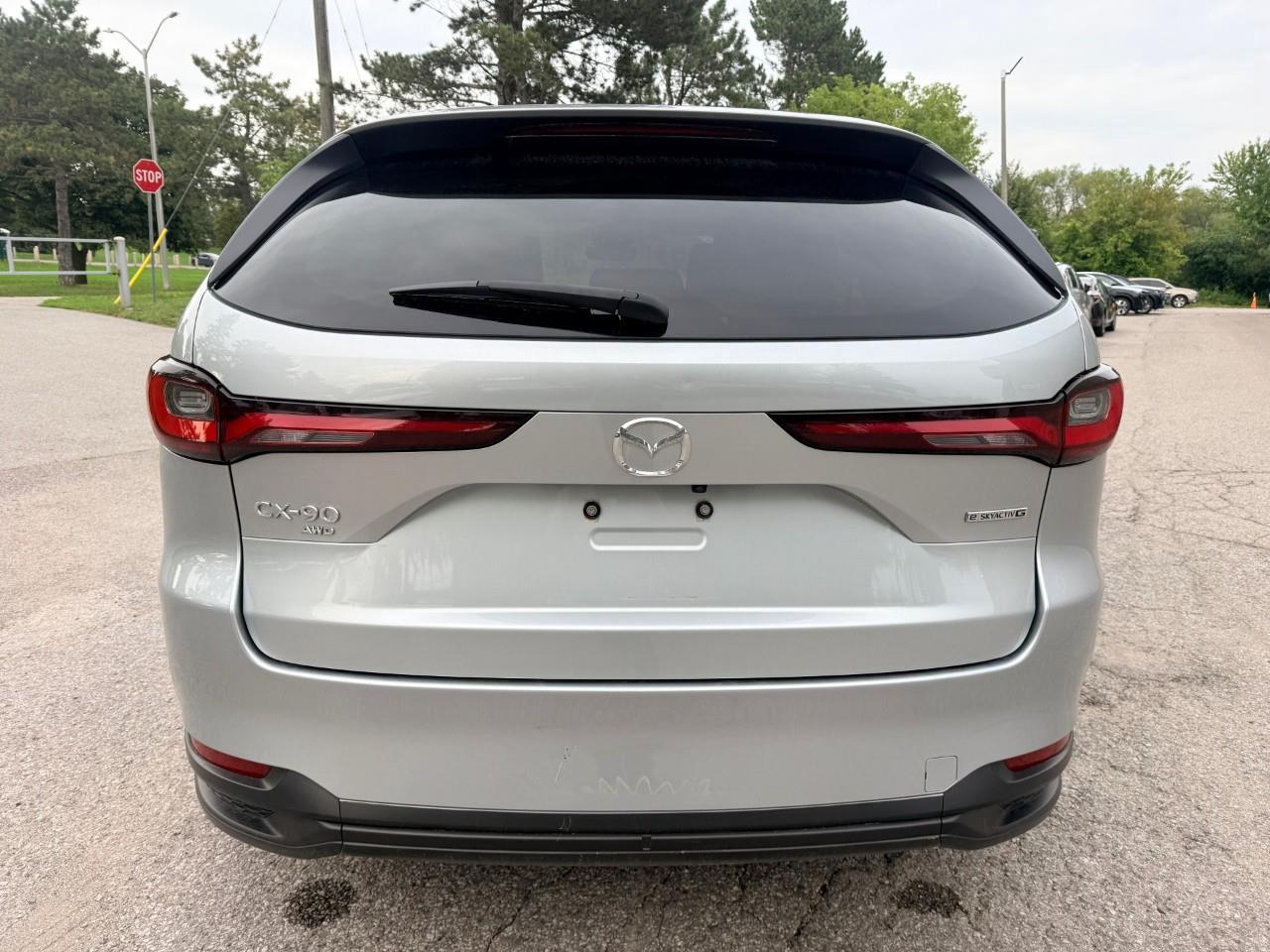 2024 Mazda CX-90 MHEV GS-L 4dr i-ACTIV All-Wheel Drive Sport Utility Photo4