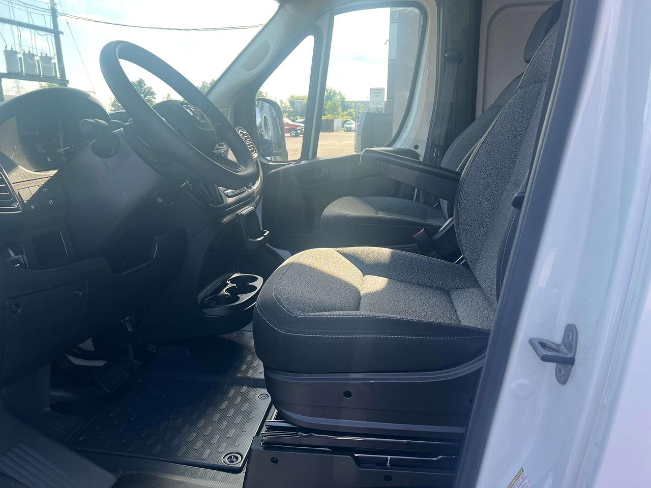 2025 RAM ProMaster 3500 High Roof 136 WB *4,555 LBS PAYLOAD *2 KEYS Photo