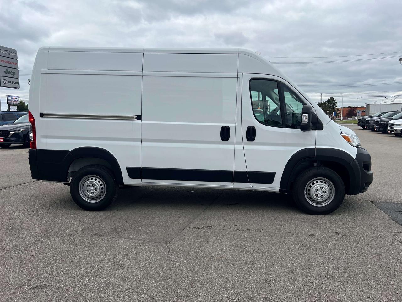 2025 RAM ProMaster 3500 High Roof 136 WB *4,555 LBS PAYLOAD *2 KEYS Photo