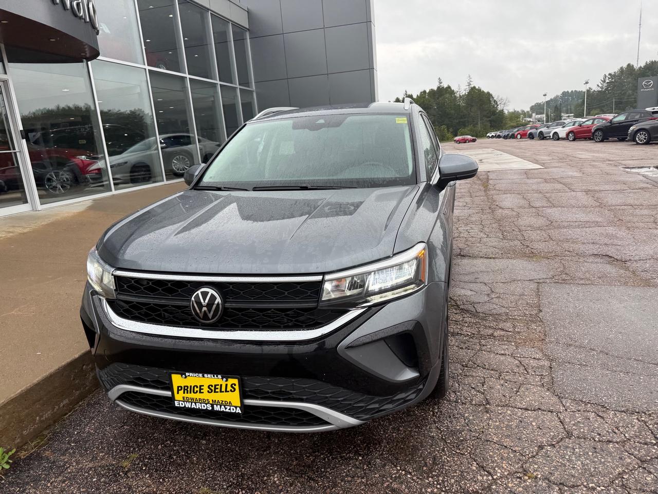 2024 Volkswagen Taos Comfortline 4dr Front-Wheel Drive Photo