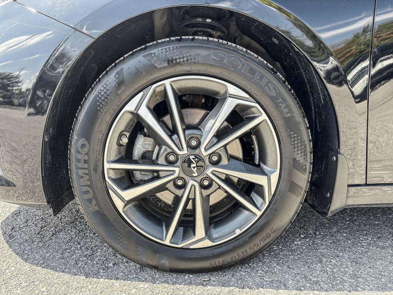 2023 Kia Forte GT-Line Photo
